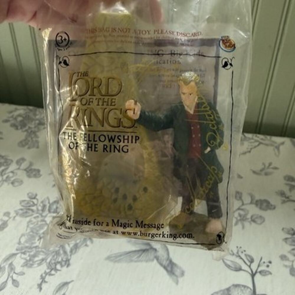 Vtg Lord Of The Rings The Fellowship Of The Ring Burger King 2001 Toy BILBO New